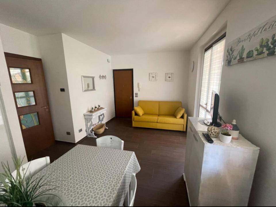 Super Rose Apartment Lazise Exterior photo