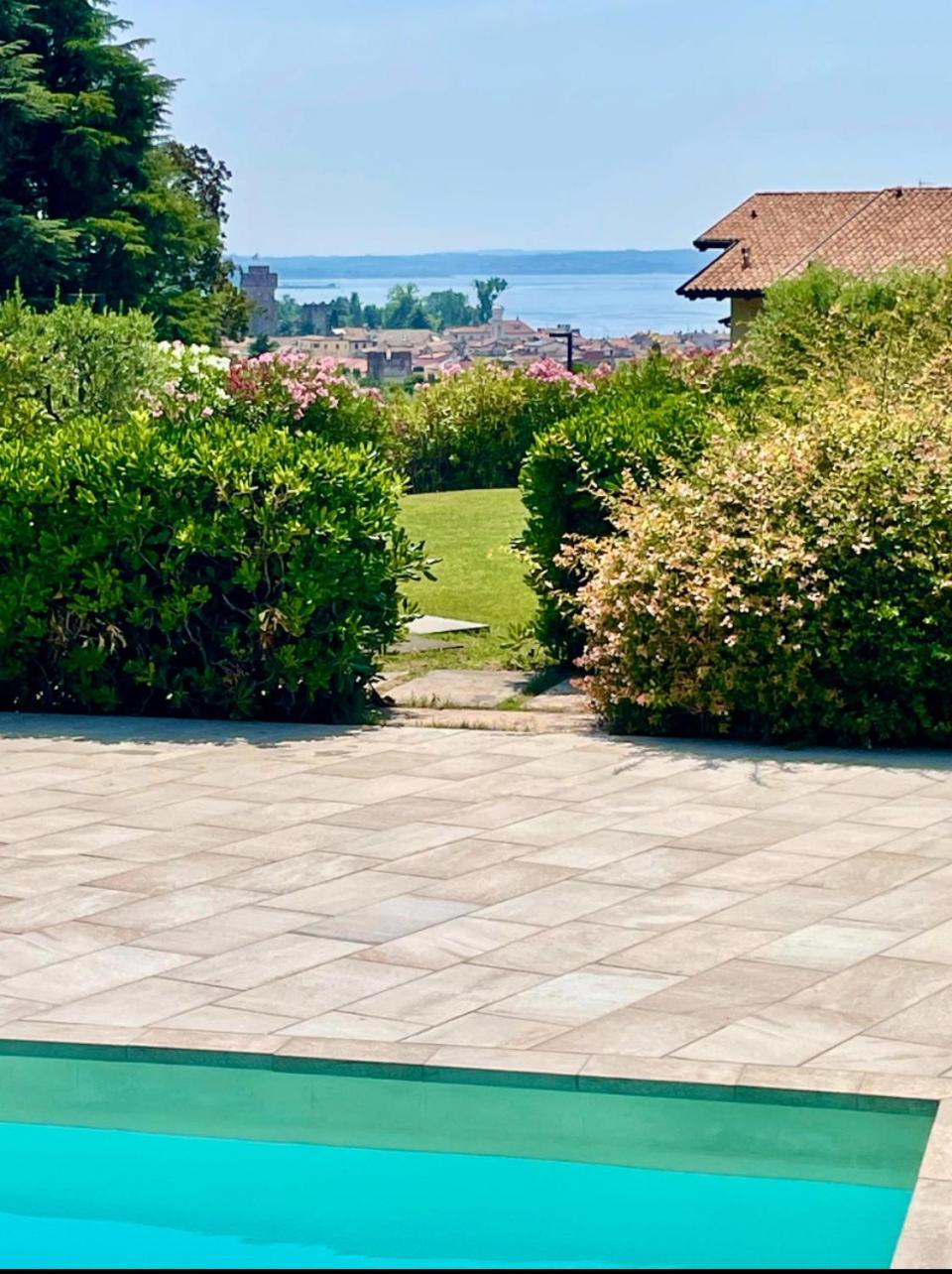 Super Rose Apartment Lazise Exterior photo
